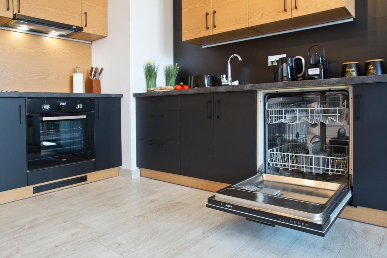 Cybernetyki 6B Serviced Accommodation Varsovia Exterior foto